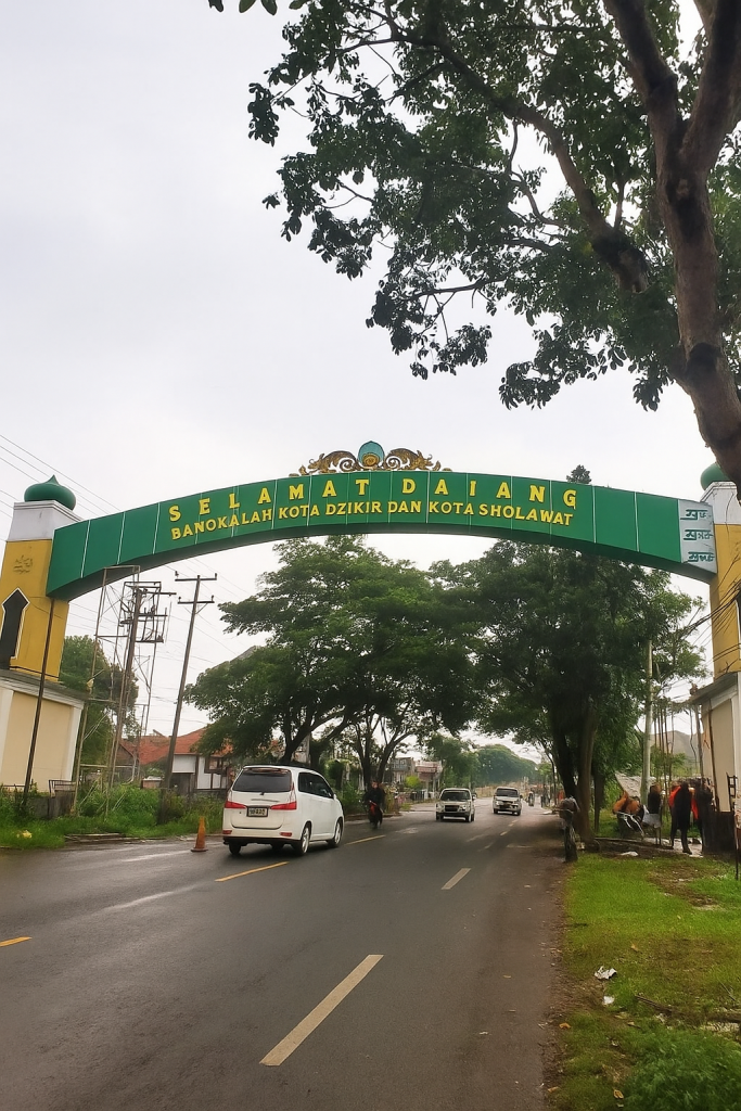 Penampakan Gapura Selamat Data di Kabupaten Bangkalan, Madura setelah direnovasi menggunakan ACP